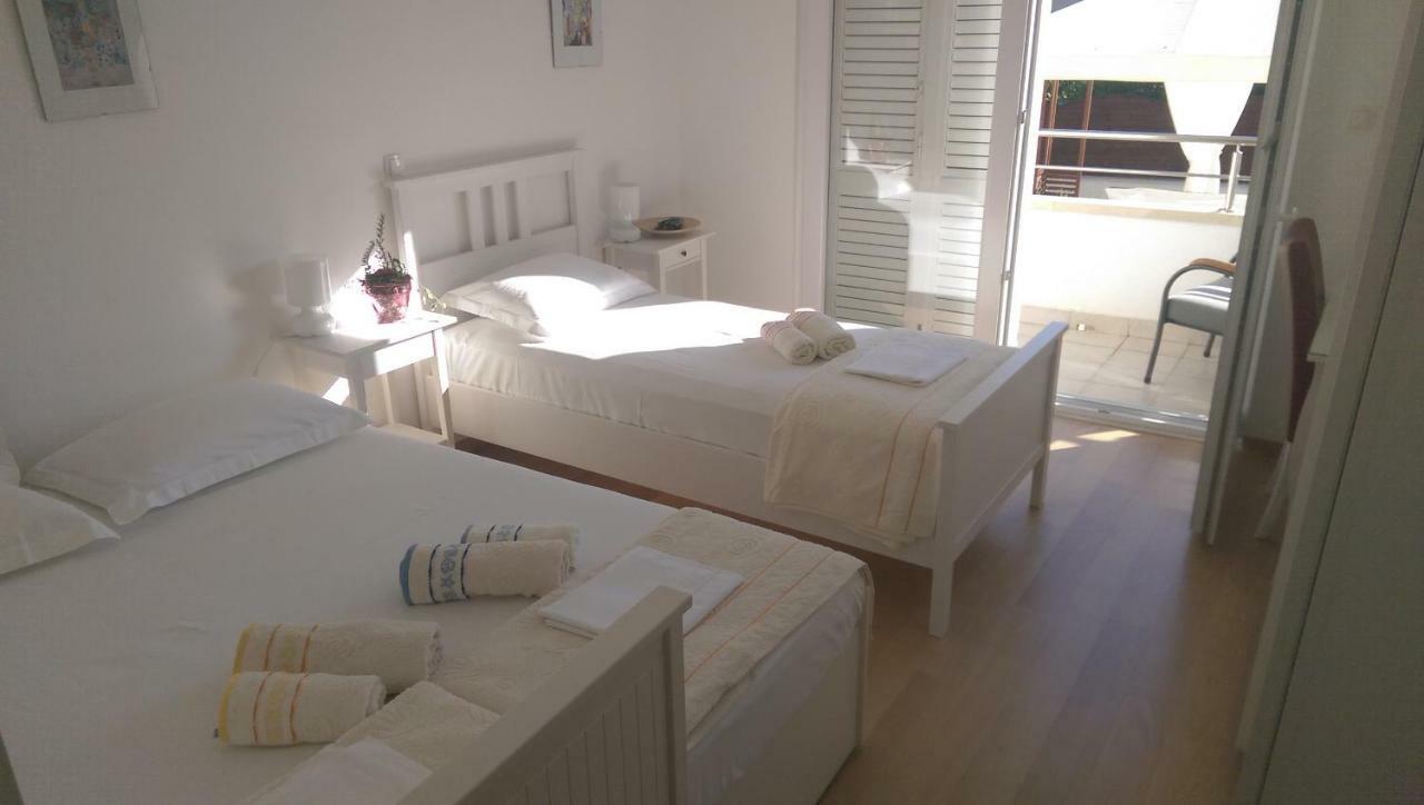 Holiday Home Olive Gradac  Exteriér fotografie